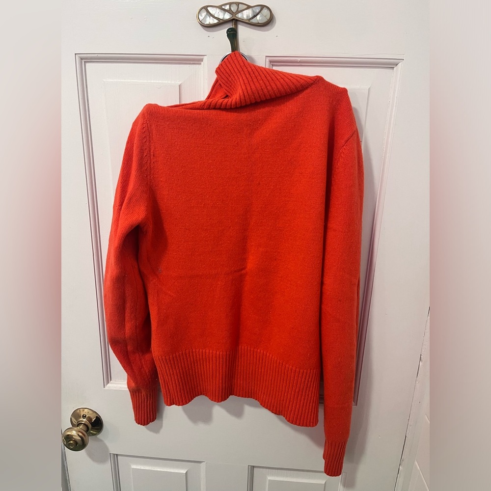 Moth orange turtleneck sweater size small barely worn